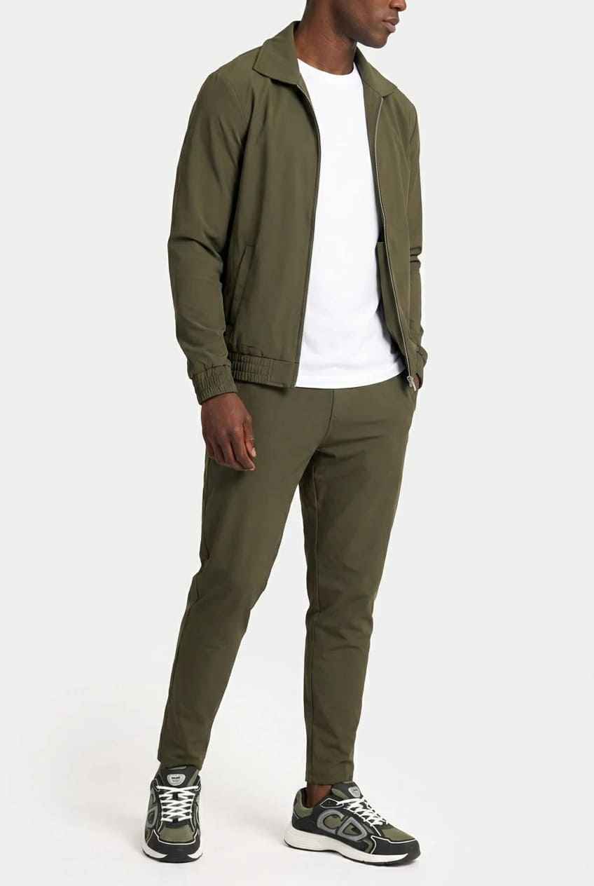 Ensemble Signature — Olive