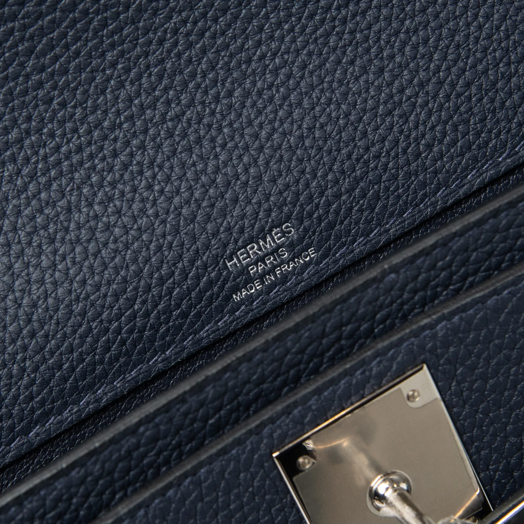 Pochette Cuir — Bleu Nuit